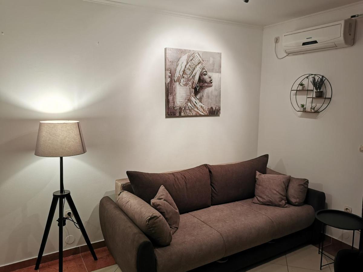 Apartmani Prova Tisno Exterior foto