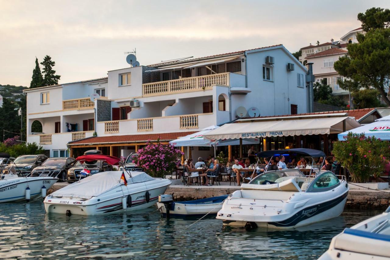 Apartmani Prova Tisno Exterior foto