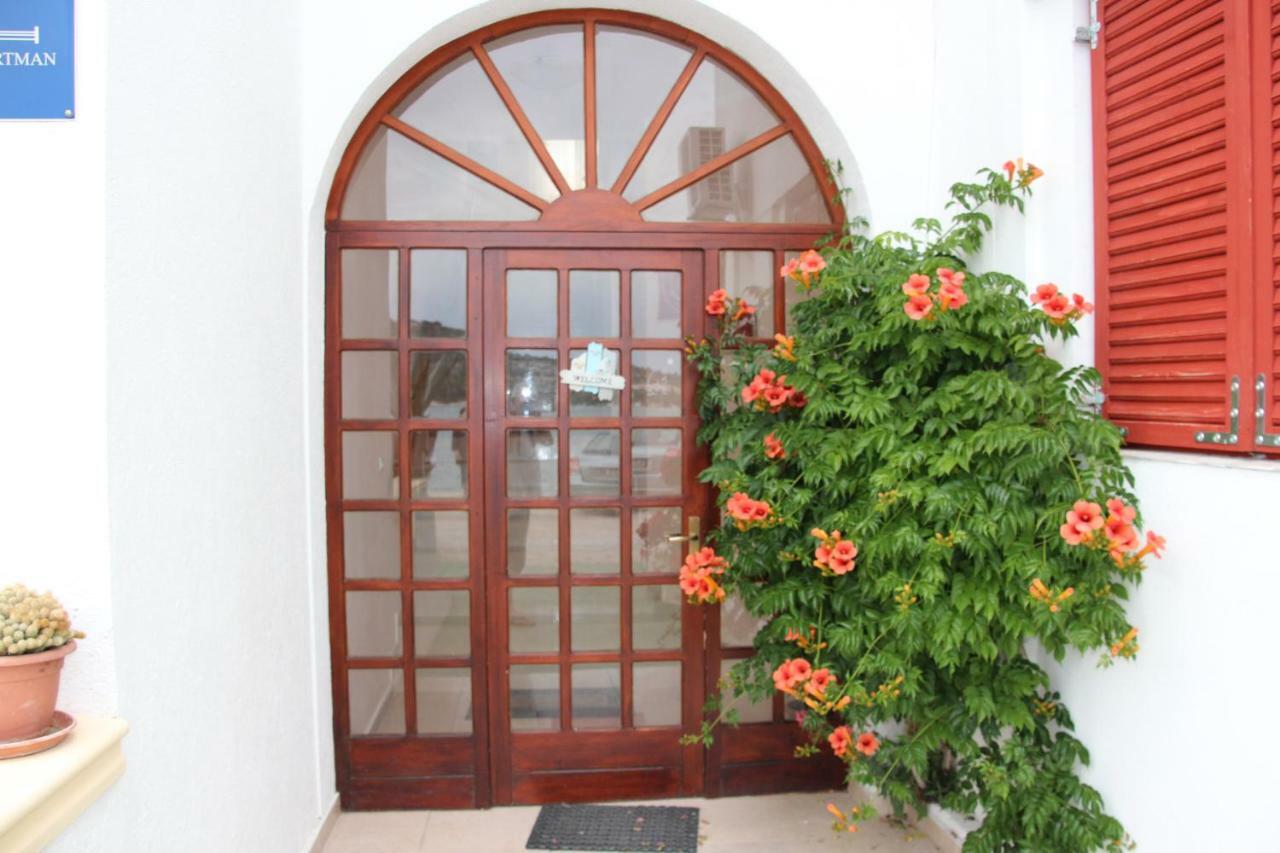Apartmani Prova Tisno Exterior foto